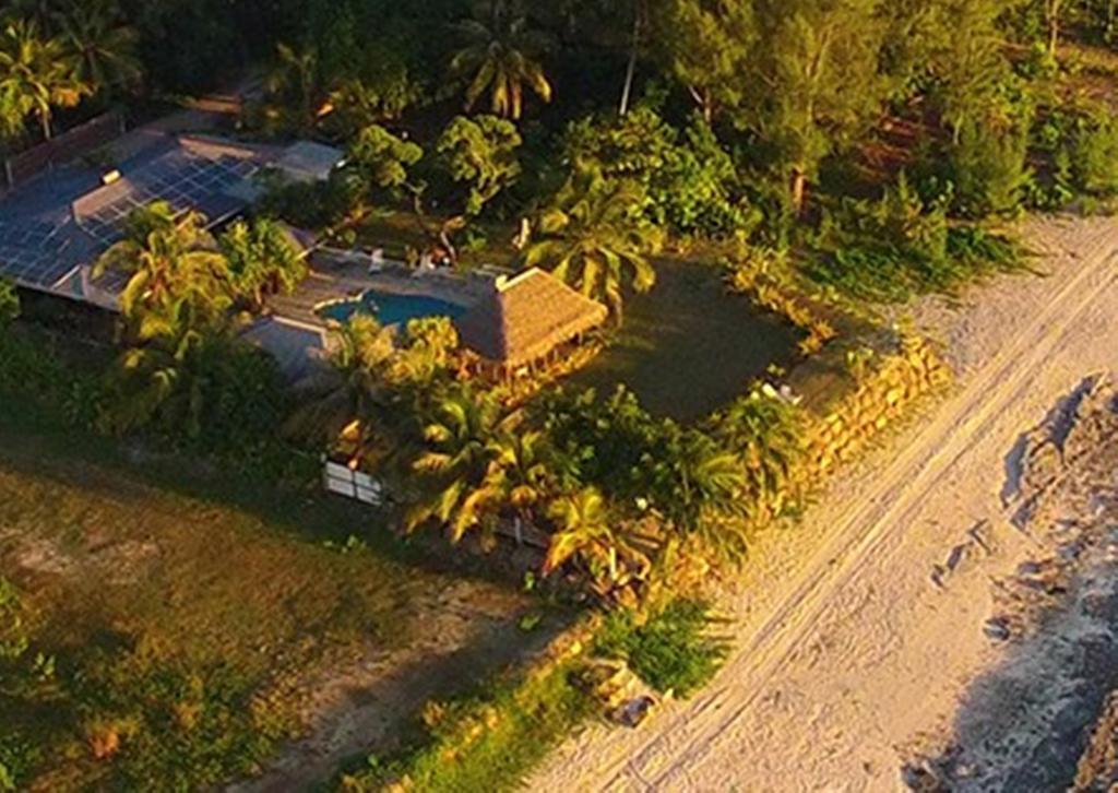 Pension Fare Maeva Huahine Exterior photo