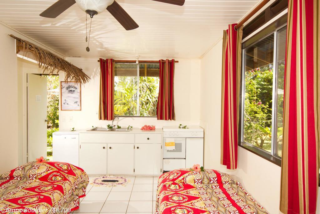 Pension Fare Maeva Huahine Exterior photo